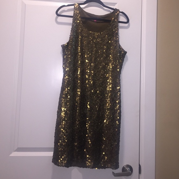 Vince Camuto Dresses & Skirts - Vince Camuto sequin dress