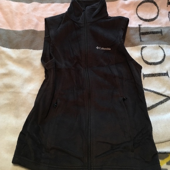 Columbia vest! Fleece!