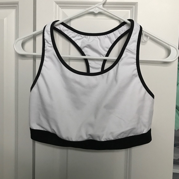 sports bra