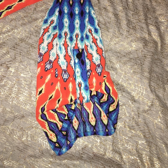 Blouse - Picture 2 of 4