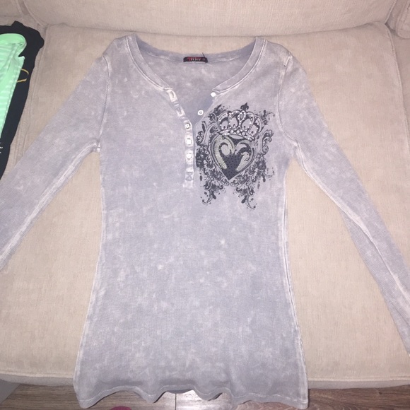 LONG SLEEVE GRAPHIC TEE - Picture 1 of 4