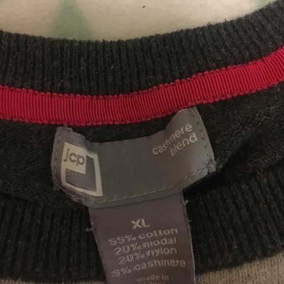 Sweater - Picture 2 of 3