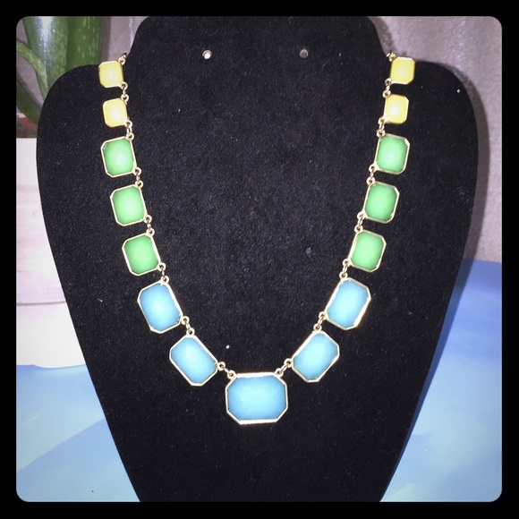 Statement necklace