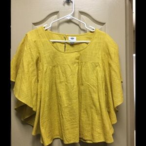 Old Navy flowy peasant top