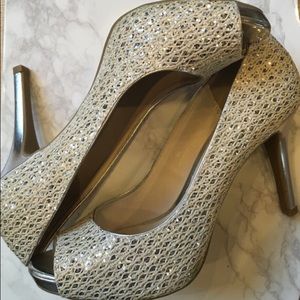 Cute creme and silver heels