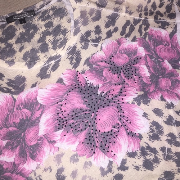 FLORAL FUN LOOSE CROP TOP - Picture 3 of 4