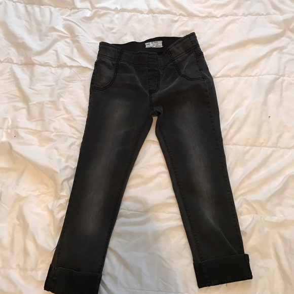 Free people Black cropped pant