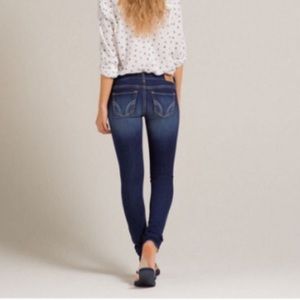 💜SALE💜NWOT hollister jeans
