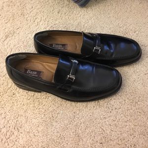 Black leather dress shoes