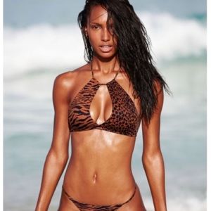 NWT VS color block bikini top💖