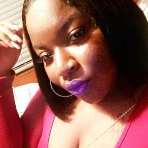 Meet your Posher, Tia