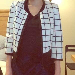 Stylish cropped blazer (JUST REDUCED PRICE!!)
