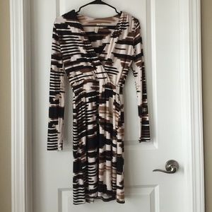 Brown V-neck Long Sleeve  Dress