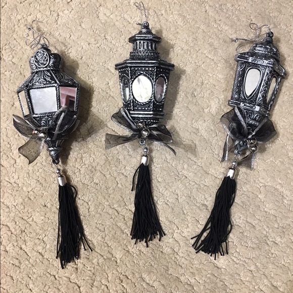 19 Vintage inspired ornaments