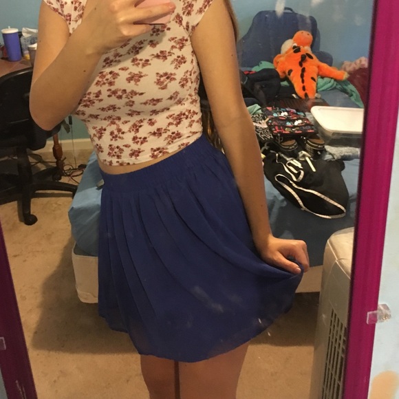 Skirt - Picture 1 of 3