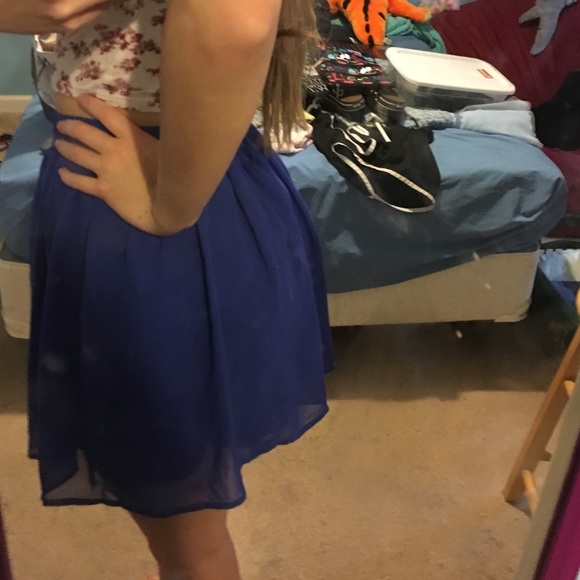 Skirt - Picture 3 of 3