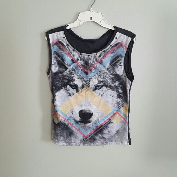 Wolf shirt
