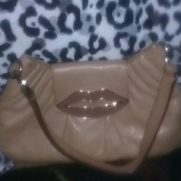 Yves Saint Laurent purse