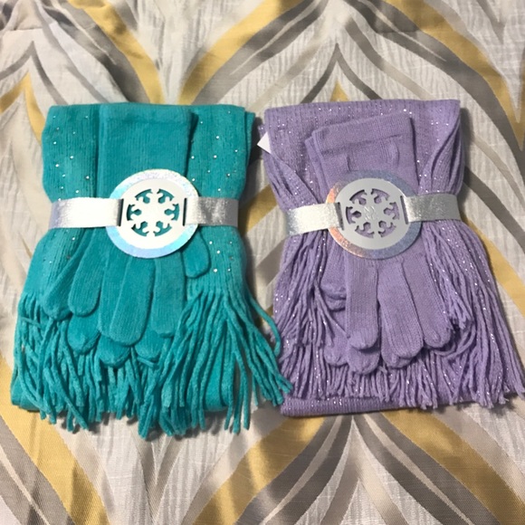 2 New York&Company Scarf and Gloves Sets