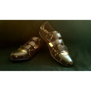 Suede Baby Phat Women's Kamina Logo Sneakers