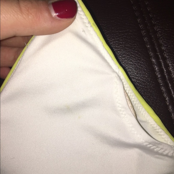 Victoria Secret triangle bikini top! - Picture 4 of 4