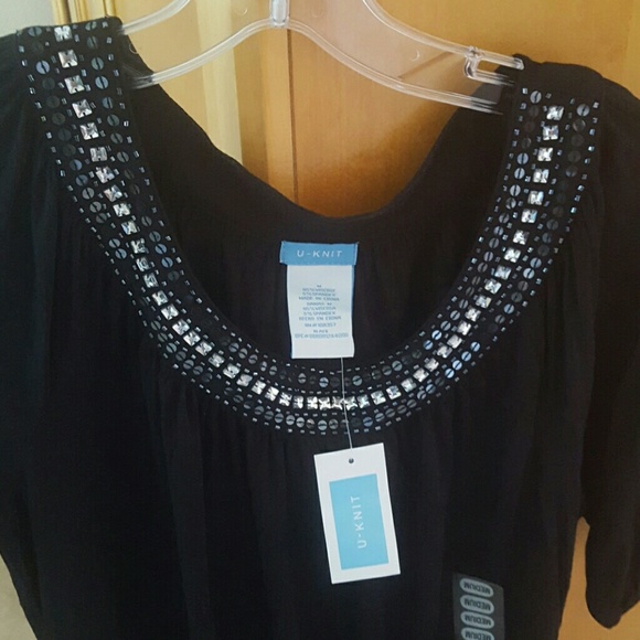 Top - Picture 2 of 3