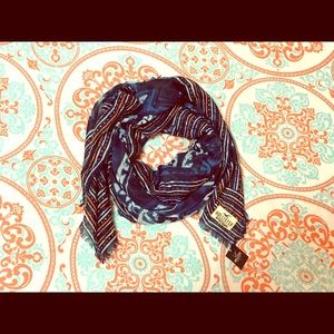 NWT Hollister Scarf