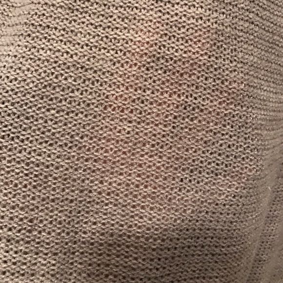 Grey sweater. Oversized. - Picture 2 of 3