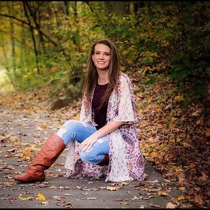 Meet your Posher, Katelyn