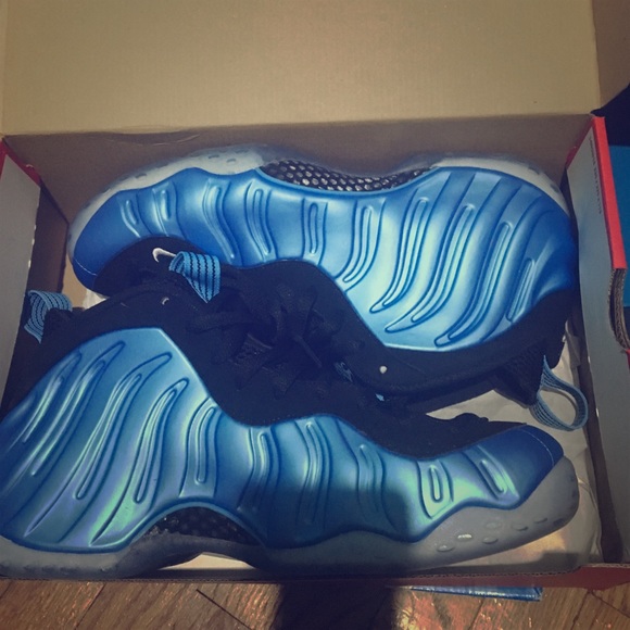 Nike foamposite electric blue