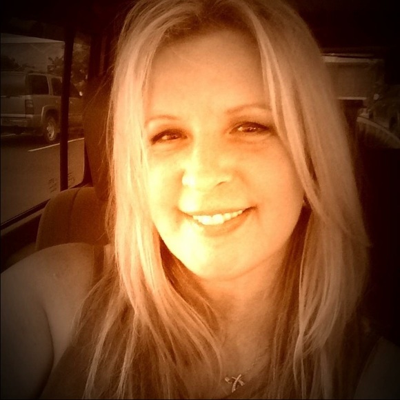 Meet your Posher, Kasey