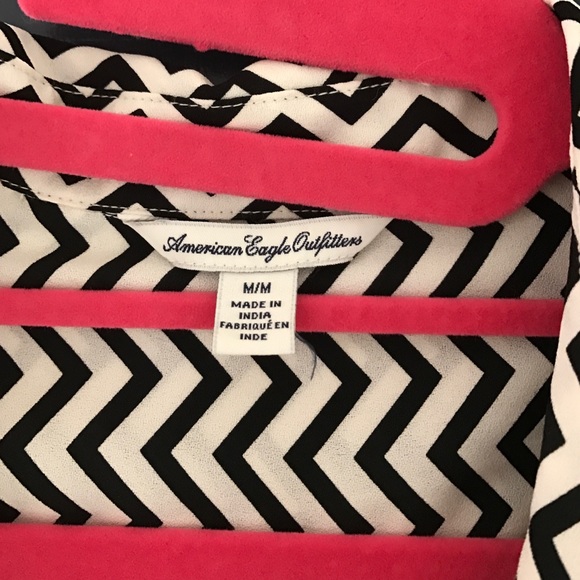 American Eagle chevron button down - Picture 2 of 3