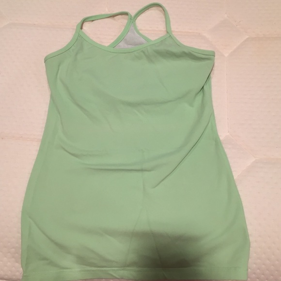 Lulemon power y tank in light green