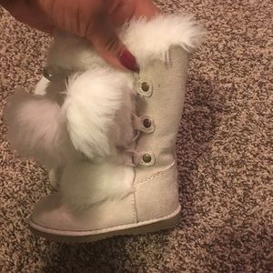 Girl Toddler size 5c