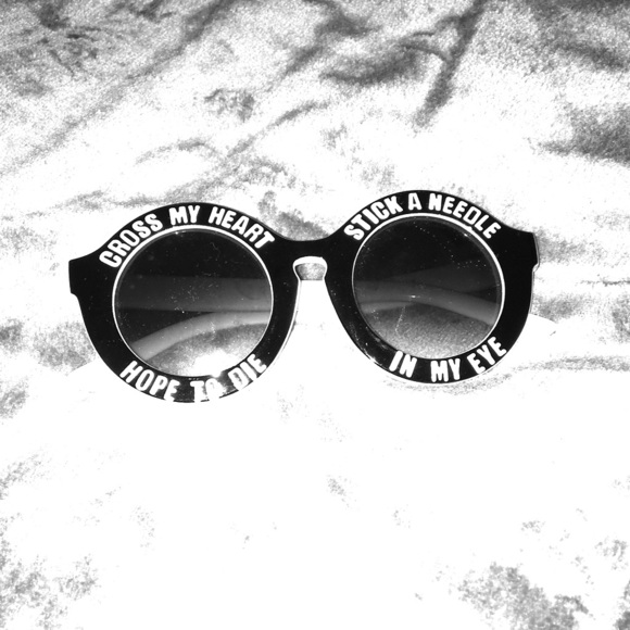 Hot topic sunnies