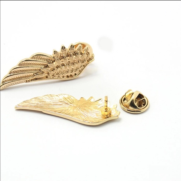 Wing collar brooches - Picture 3 of 3