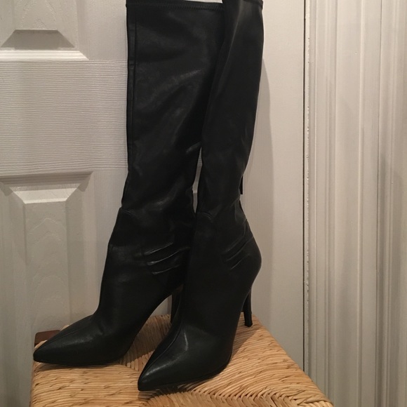 REDUCED!!! Nine West tall boots size 9