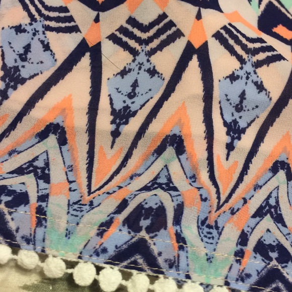 Patterned Shorts - Picture 2 of 2