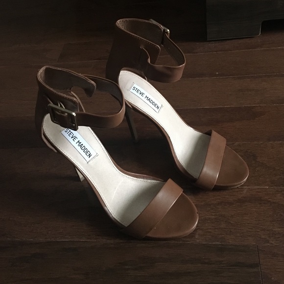 Steve Madden leather heels