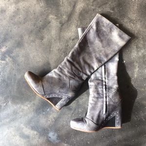 Below the knee UGG leather wedge boots