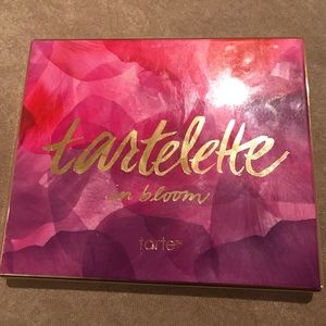 Tartelette in Bloom eyeshadow pallet