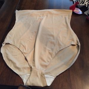 Spanx hi-rise panty