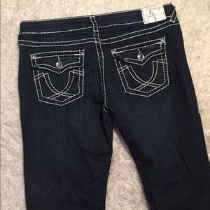 Dark wash Jeans with white stitching