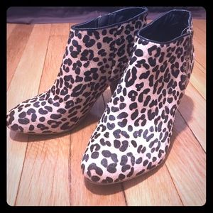 Kimchi Blue: Cheetah Print Booties
