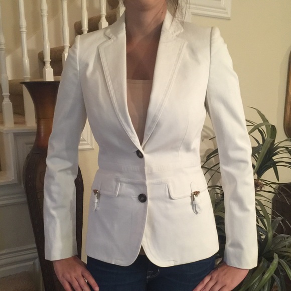 white gucci blazer