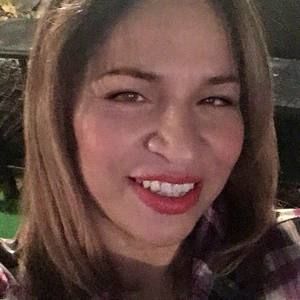 Meet your Posher, Charo