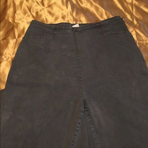 Capri Pants with side zipper