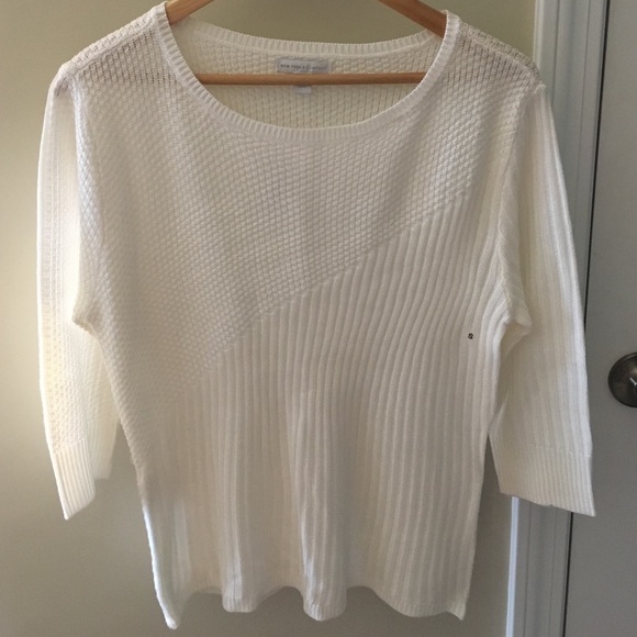 Size S white sweater - New with tags