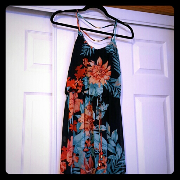 City Triangles Floral Dress