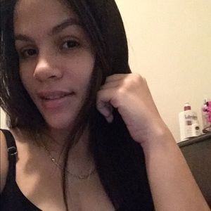 Meet your Posher, Joenis